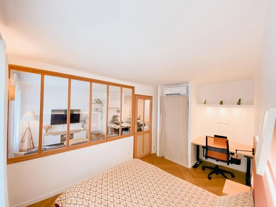Appartement Climatise Vieux Port, Renove Et Cosy Marseille 0*,  France